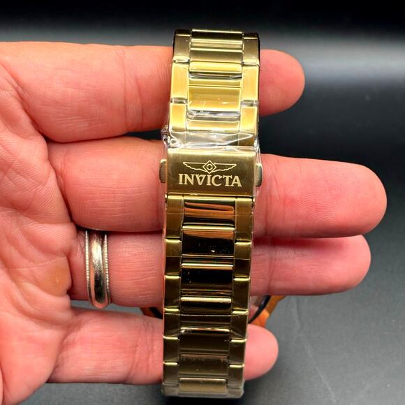 Invicta 46839 Speedway Gold Tone Mens Watch Black Dial Stainless Steel NIBWT - Picture 12 of 17